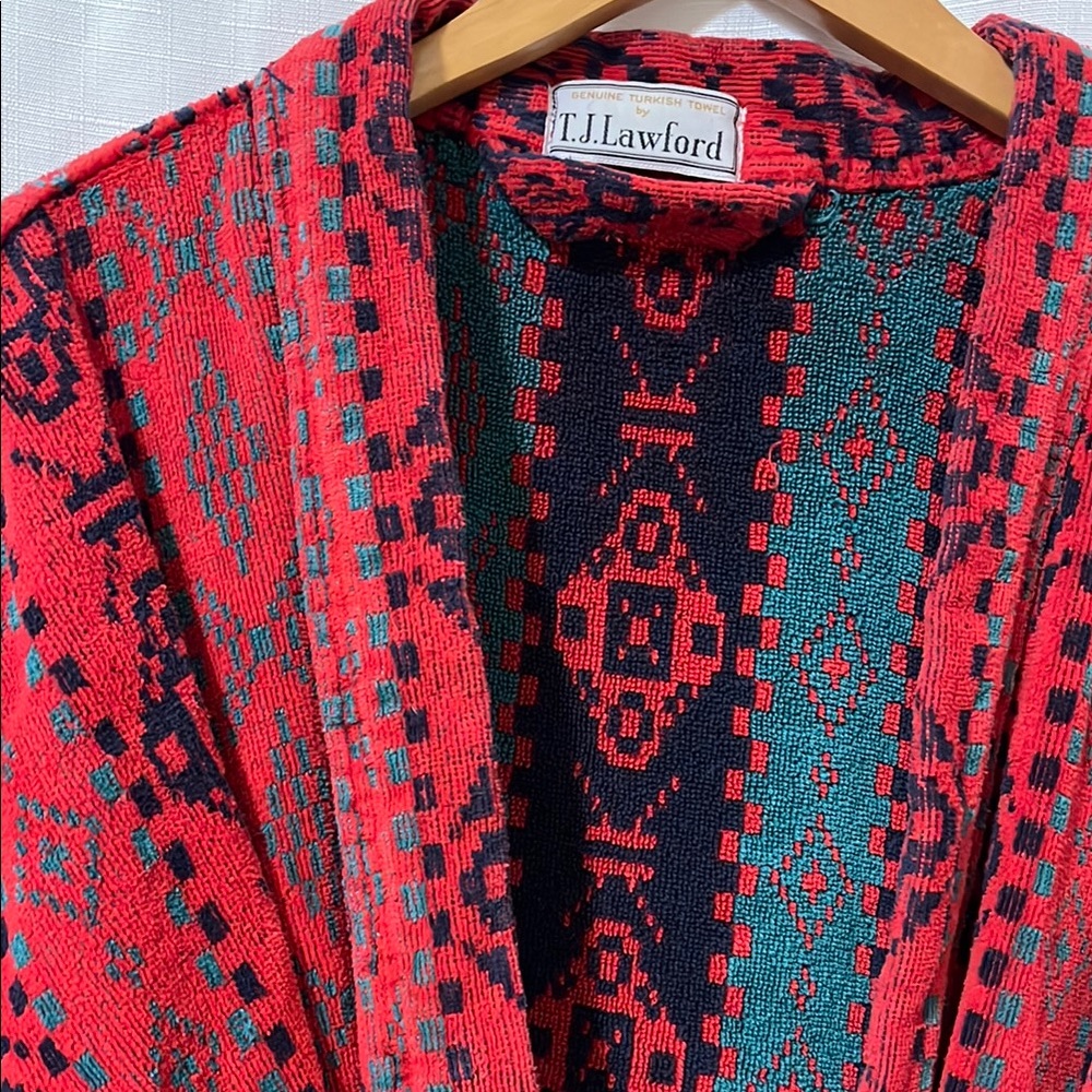 TJ Lawford Robe - Picture 3 of 4